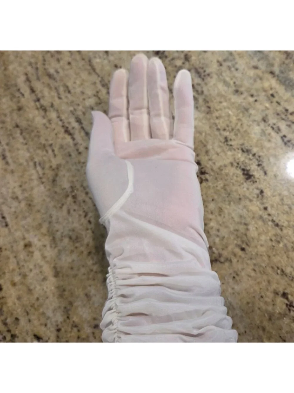 Vintage Womens Size L/XL Cream Nylon Formal Gloves 13